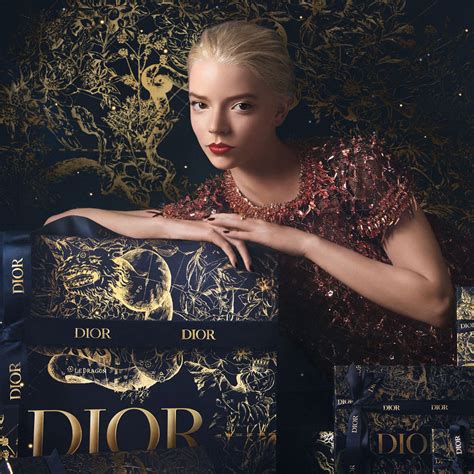 dior christmas campaign 2022